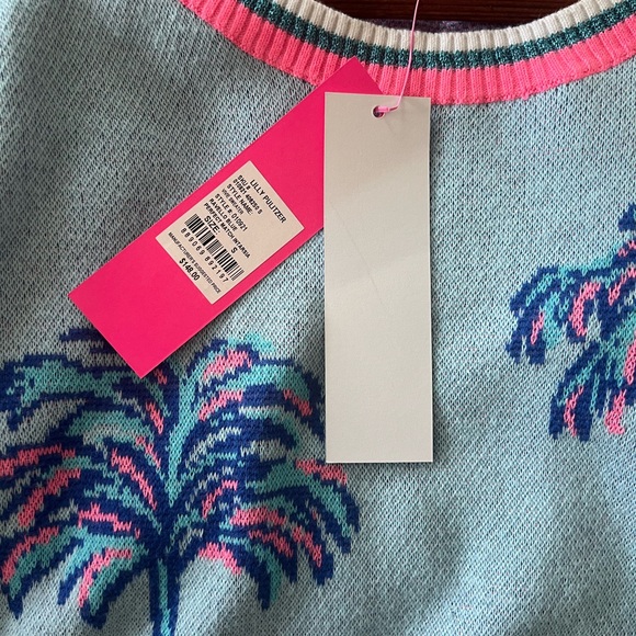Lilly Pulitzer Short Sleeve sweater, Size Small - Picture 5 of 12